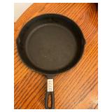 Cast Iron Skillet  with heat ring