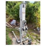 Genie Superlift manual lift SLC-24