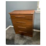 Wooden chest drawers