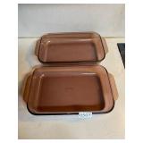 2 Pyrex baking dishes