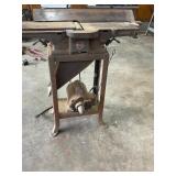 Delta Milwaukee planer ï¿½ 32 inches