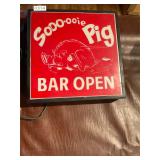 Soooo-ooie Pig Bar Open sign- works
