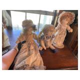 3 dolls