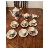 Chugaia China George and Martha Tea Set
