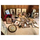 Large lot of picture frames