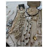 Another large lot of jewelry