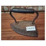 Antique sad iron - no visable mark