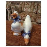 nice vintage pair of geese - ceramic