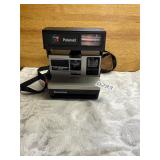 Polaroid Sun 600 Camera