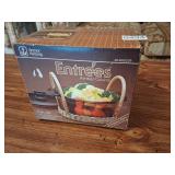 NIB Anchor Hocking Entrees serving dish