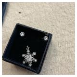 Stauer jewelry - bracelet & snowflakes