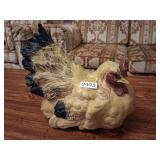 Hen brooting position figurine