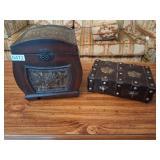 2 nice keep sake boxes