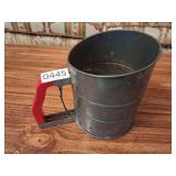 Vintage 1940's Bromwell's Tin Super-Fine Sifter