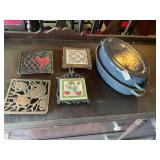 Trivets and small enamel roaster