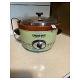 Vintage rival crockpot