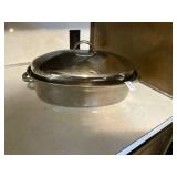 Stainless roaster pan