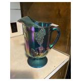 Purple grape pattern, depression pitcher