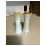 Large vintage Tupperware salt and pepper shaker