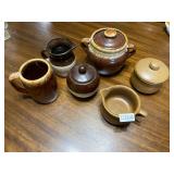 6 pieces of USA made pottery