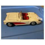 Burago Die cast 1957 Chevrolet Corvette 1:18