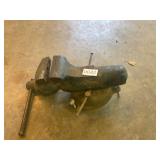 Wilton table vise