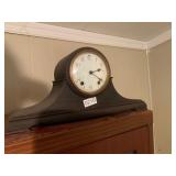 Vintage wooden mantle clock