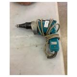 Electric screw drill