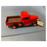 1937 Ford Pick Up 1:25 Die Cast