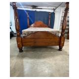 Queen 4 poster bed- clean - complete