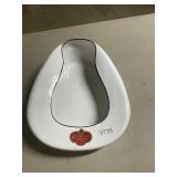 Colombian enamelware bedpan