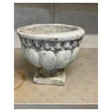 Heavy concrete planter
