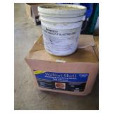 walnut and alluminum oxide blasting media