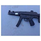 Well loved MP-5 Dummy Training gun