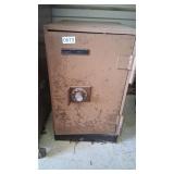 Montgomery Ward short safe