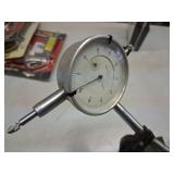 2 magnetic base feeler / end play gauges