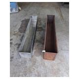 2 long metal trays