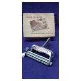 Vintage Townsend Fish Skinner with Orginal Box