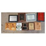 Lot of 10 Various Quaker Steak & Lube Award/Thank