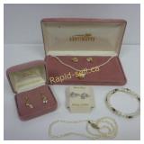 Genuine Freshwater Cultured Pearls & Seed Pearls