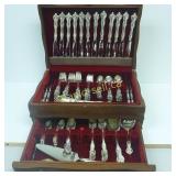 International Deepsilver Silverplate Flatware Set