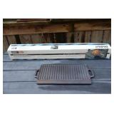 Weber Gas Barbecue Rotisserie w Cast Iron Grill
