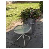 Large Plastic Garden Patio Planter w Glass Side Ta