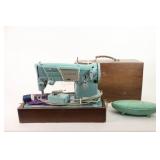 Vintage Singer 327 Sewing Machine In Wooden Case+