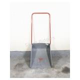 Mastercraft 21" Snow Scoop Shovel