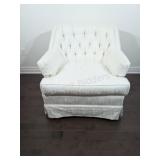 Traditional Style Off White Brocade Accent Chair