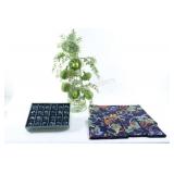 Christmas Decor w Ornaments & Placemats