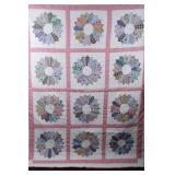 Antique Quilt Patchwork, Classic Dresden Plate