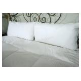 Queen / King Cotton Shell Polyester Fill Duvet