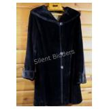 VTG High End Faux Borg Fabrics Coat